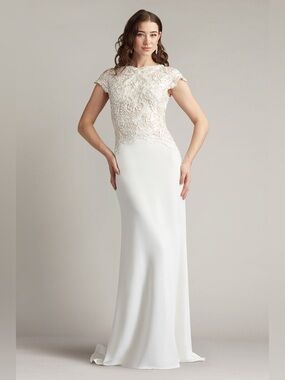 TADASHI SHOJI Isadora Embroidered Crepe White Gown 2